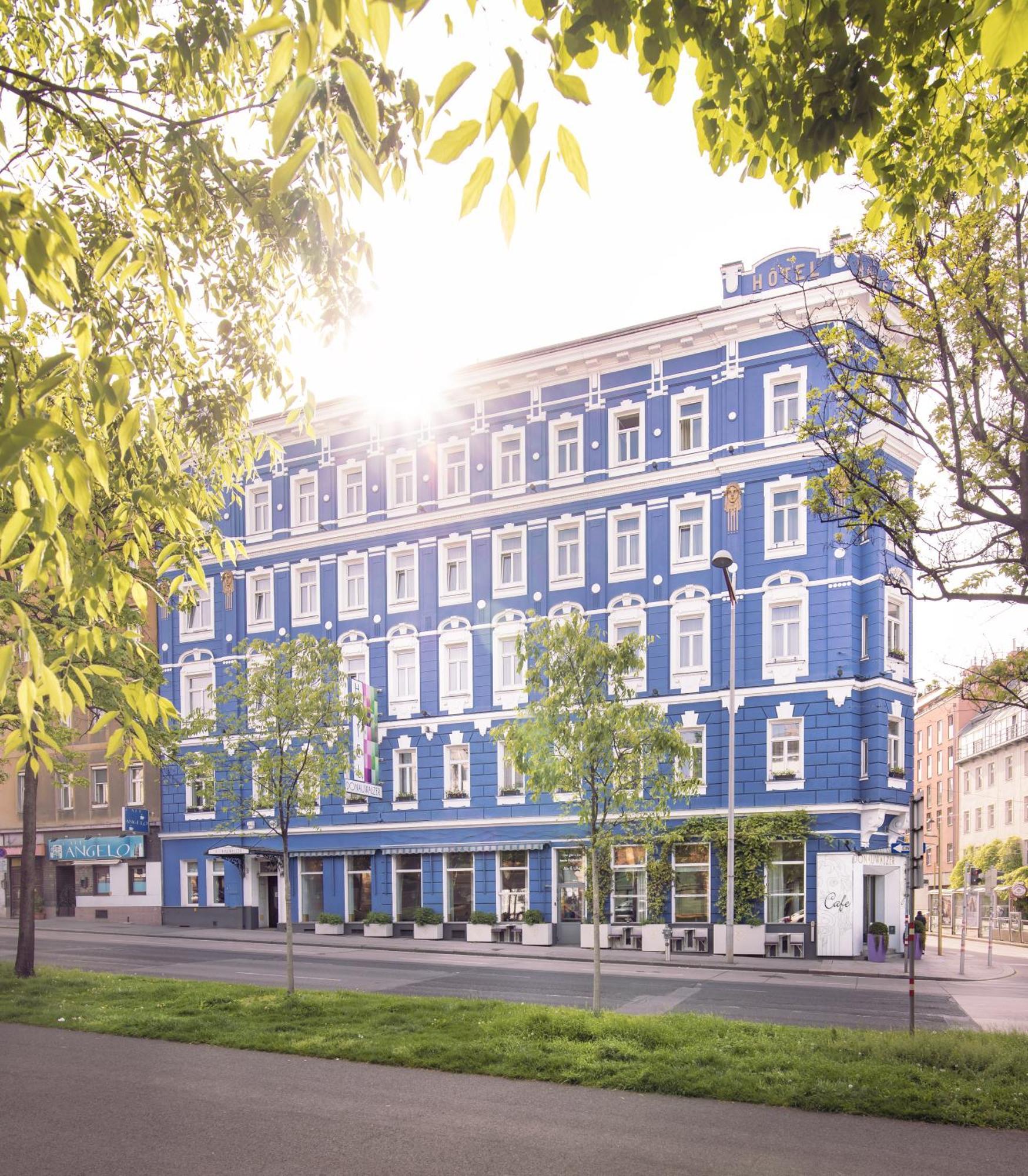 Boutique Donauwalzer Wien