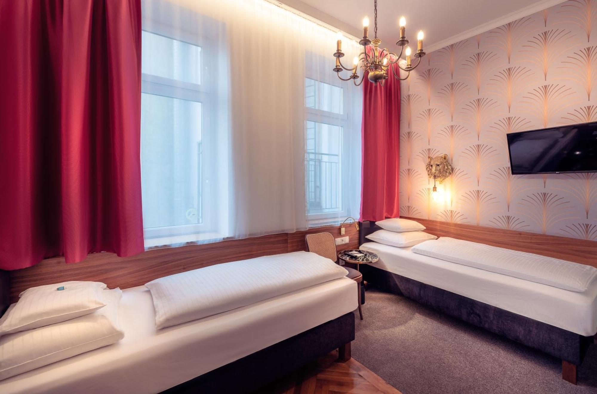 Hotel Boutique Donauwalzer 3*
